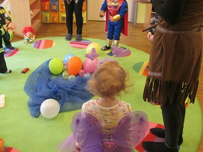 25.02.22  Buntes Faschingstreiben in der Krippe